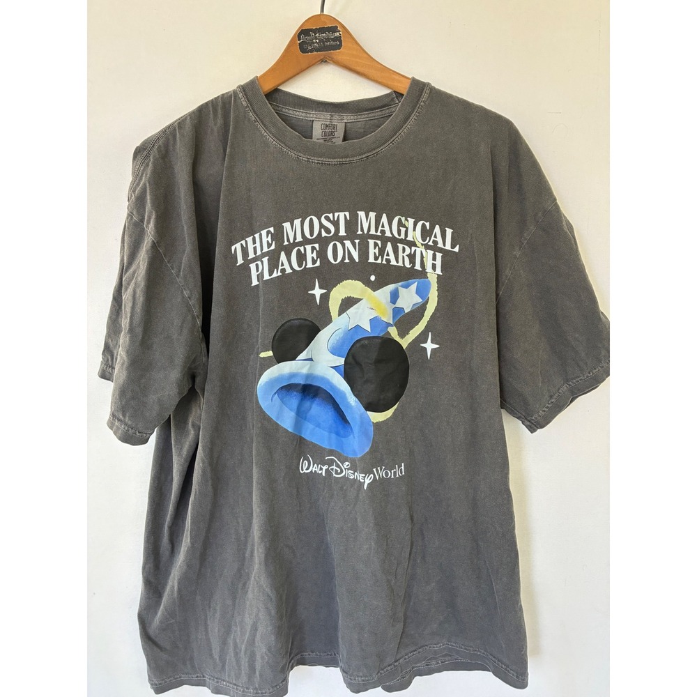 Walt Disney World Comfort Colors Shirt Mens 2XL Gray Sorcerer Mickey Wizard Hat